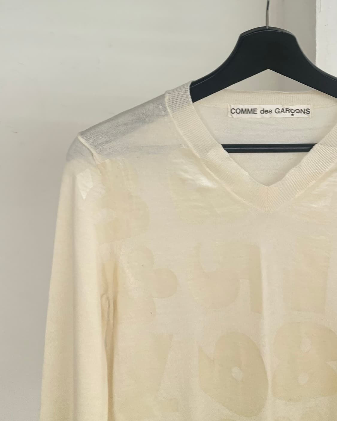 꼼데가르송 아이보리 브이넥 시스루 니트 상품이미지3
