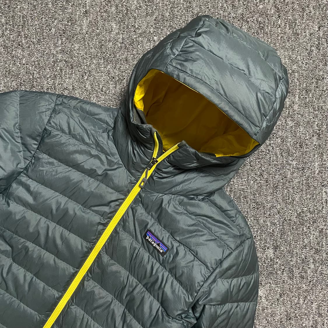 🌊Patagonia Goosedown puffer hoody 상품이미지4