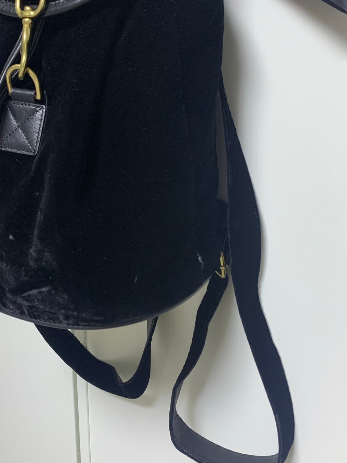 더바넷 벨벳 미니 백팩 블랙 상품이미지3