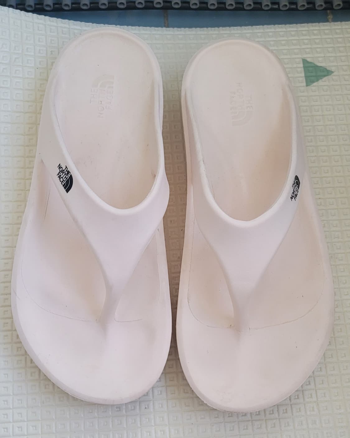 노스페이스 쪼리 상품이미지2
