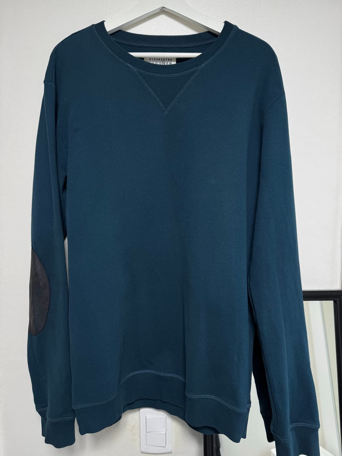 마틴 마르지엘라 엘보우 맨투맨 상품이미지2