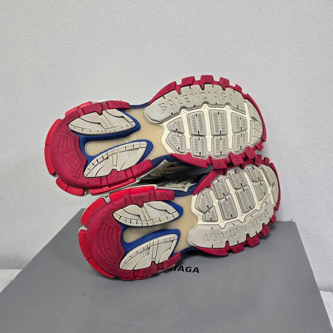 발렌시아가 트랙2 스니커즈 신발 39사이즈 255 260 판매 상품이미지6