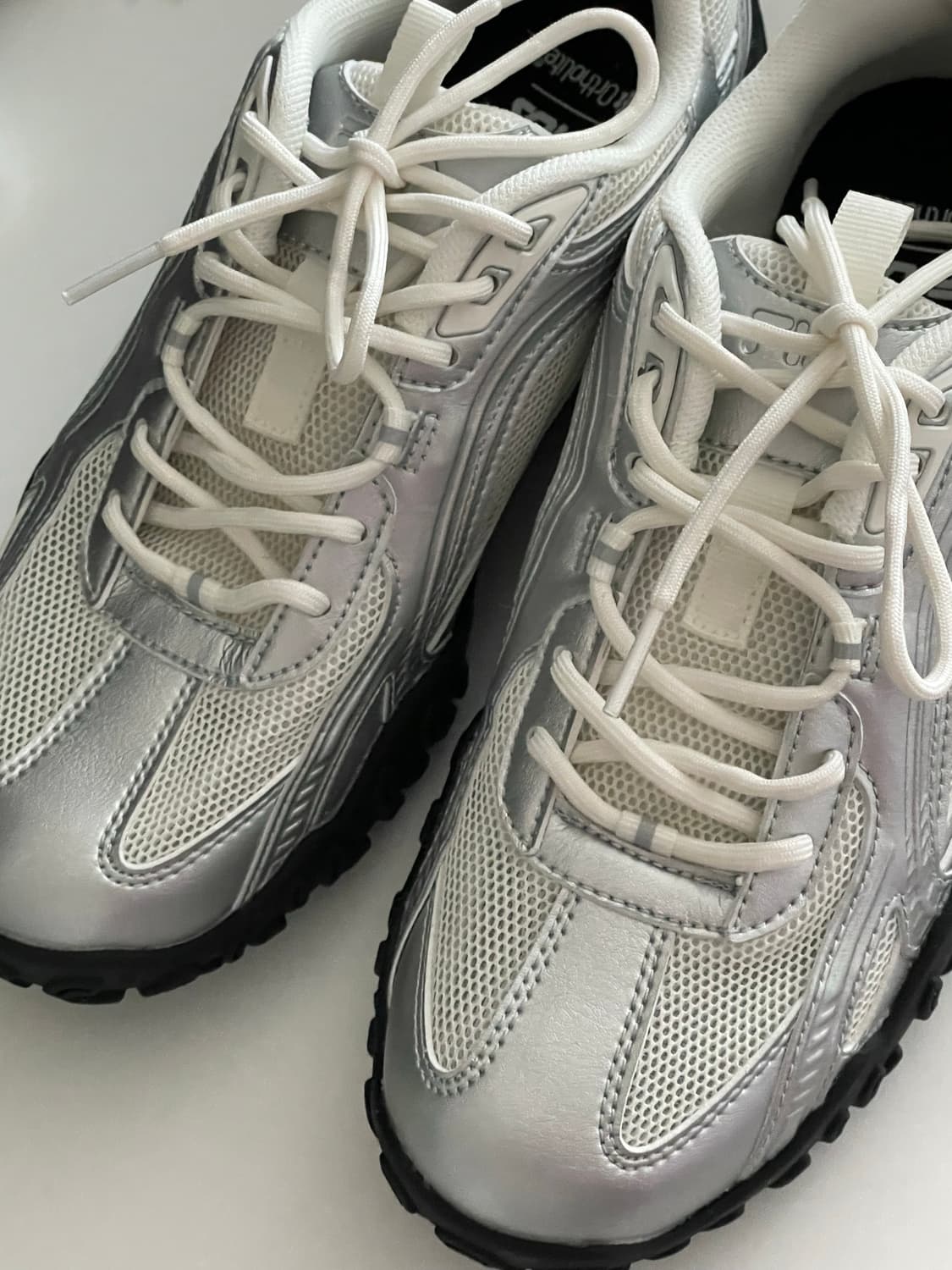 휠라 에샤페 MS 실버 문 250 판매 상품이미지2