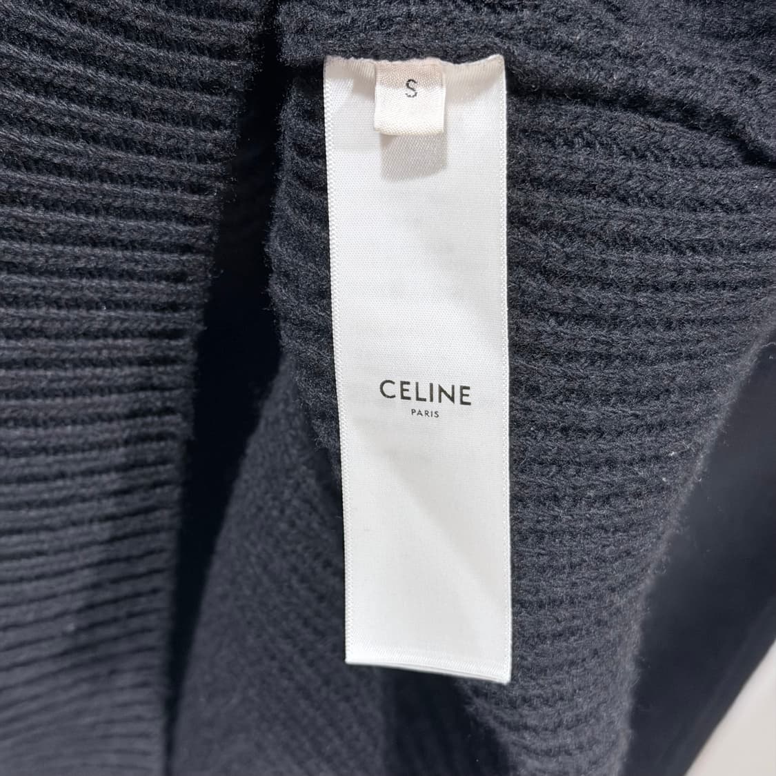 (A+/S) / 셀린느 로고 레더패치 모노크롬 울니트 후드 블랙 상품이미지5