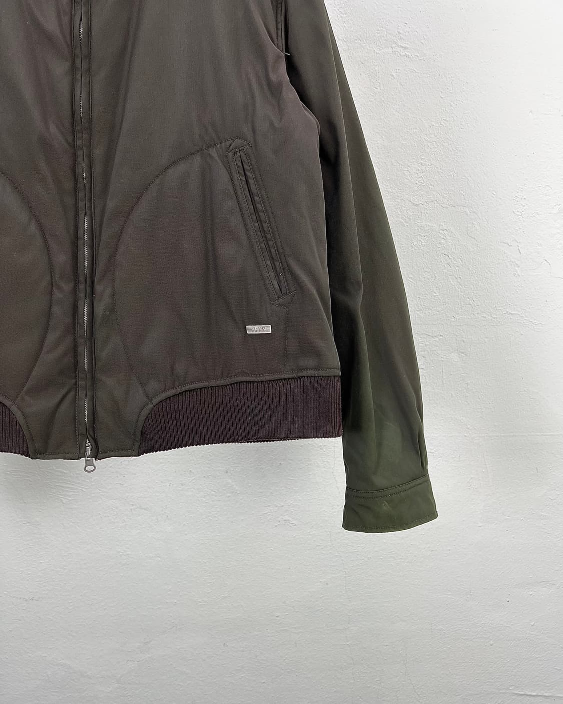 베르사체 컬렉션 리버시블 밀리터리 봄버 로고 자켓 상품이미지6