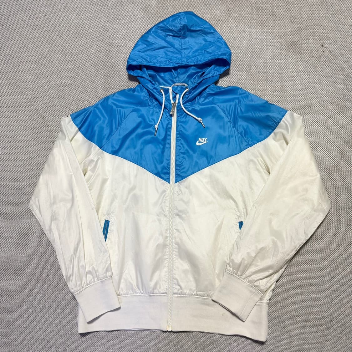 나이키 윈드러너 바람막이 상품이미지1