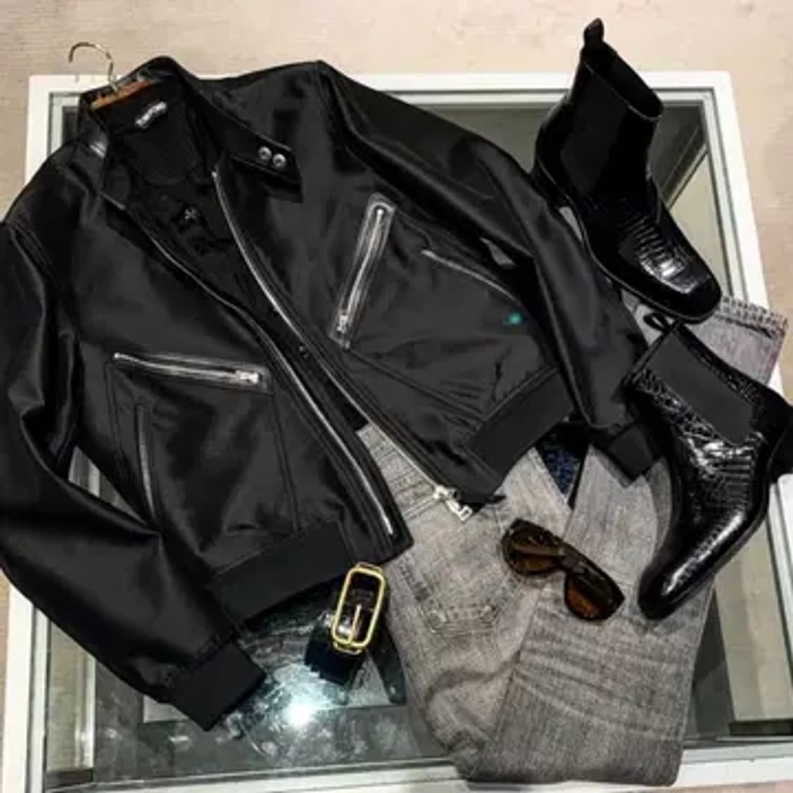 톰포드 가죽 트리밍 울 실크 트윌 신상 봄버 자켓 상품이미지4