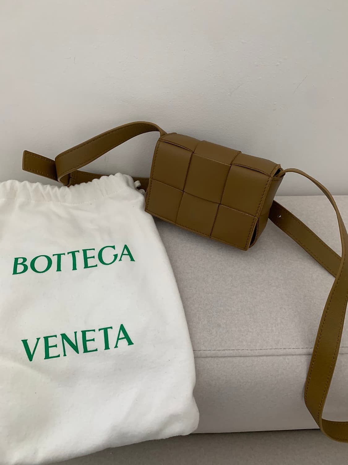 보테가베네타 카세트백 미니 상품이미지1