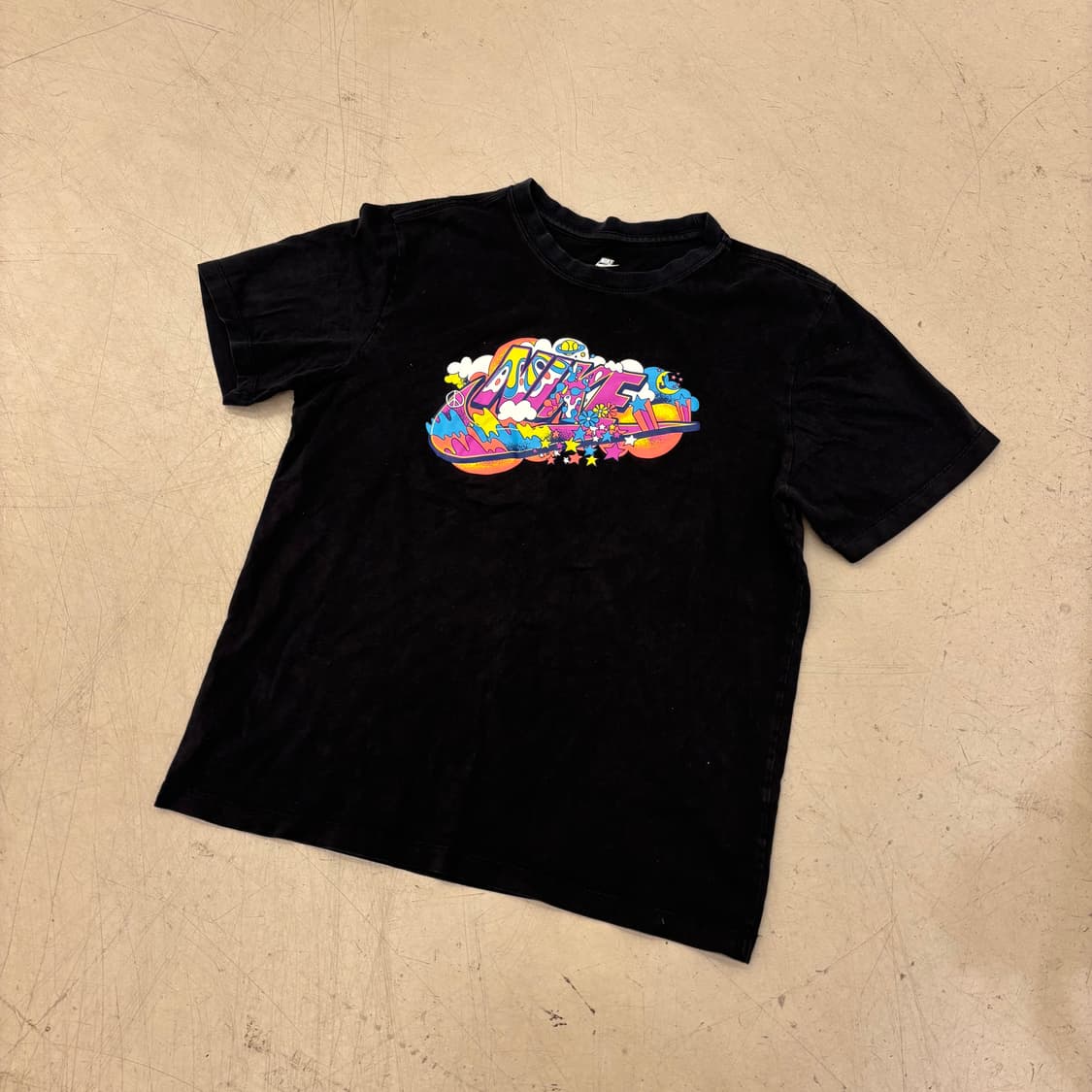 나이키 그래픽 빅로고 반팔 티셔츠 상품이미지1