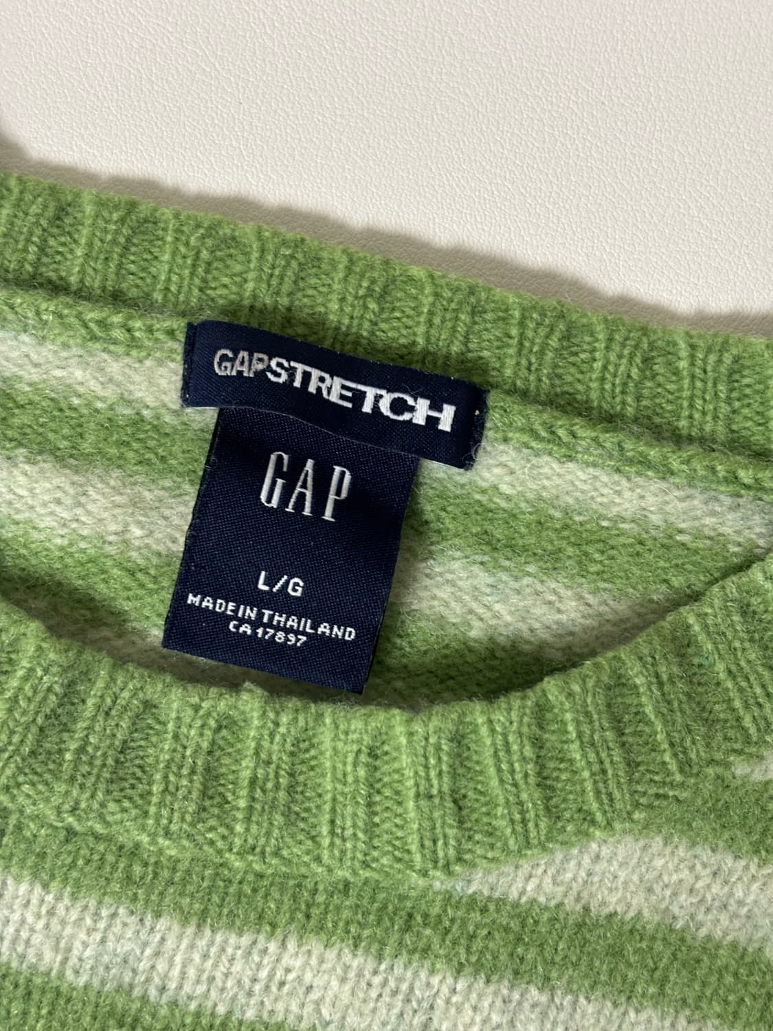 GAP 말차 그린 스트라이프 니트 상품이미지4