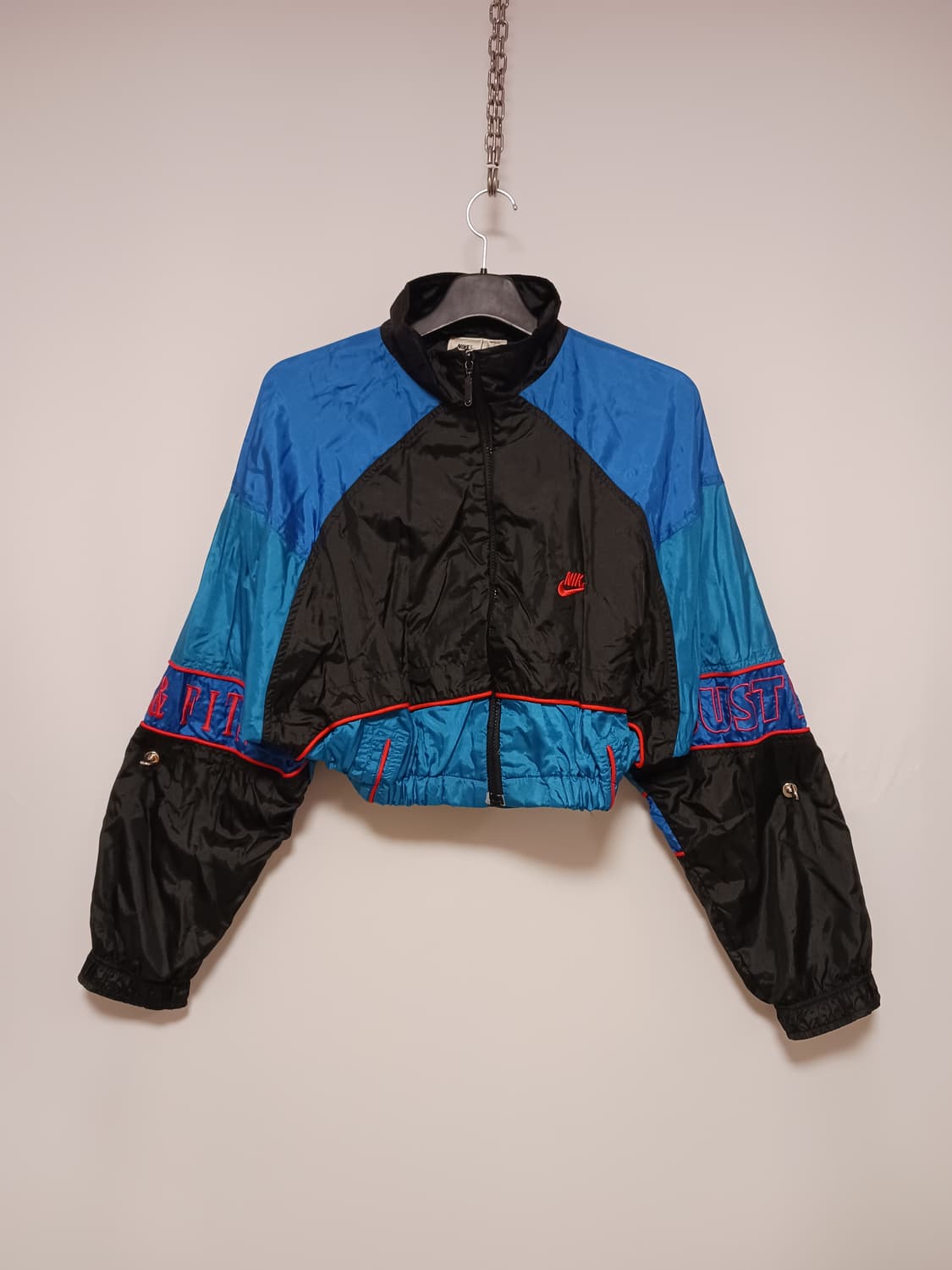 나이키 올드스쿨 크롭 바람악이 상품이미지1