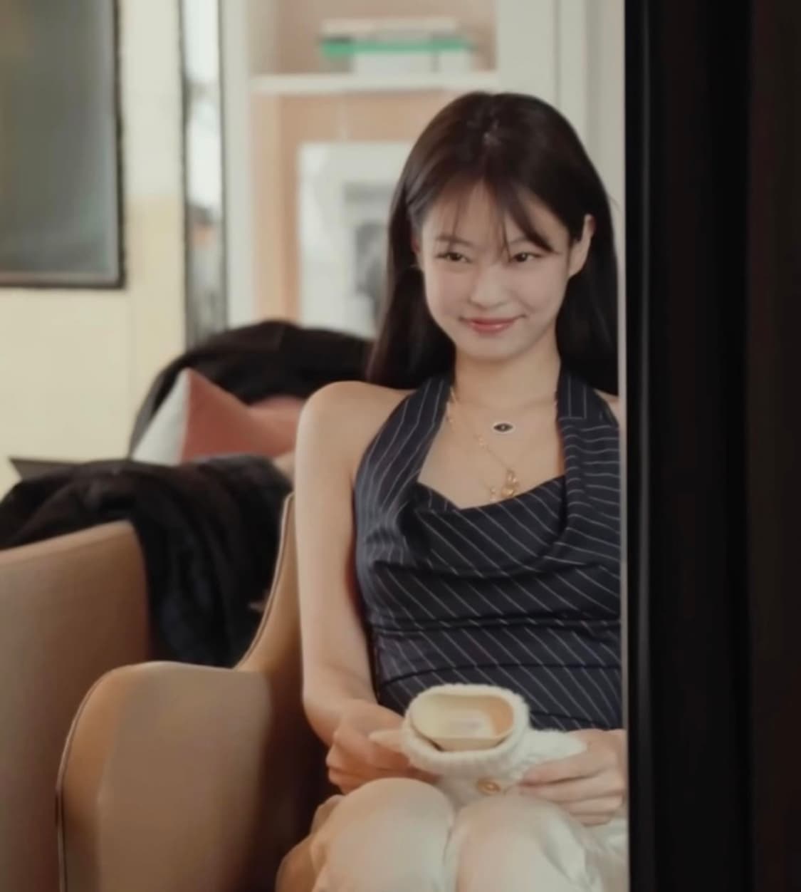 NOT YOUR ROSE 낫유어로즈 드레이핑 홀터넥 탑 상품이미지2