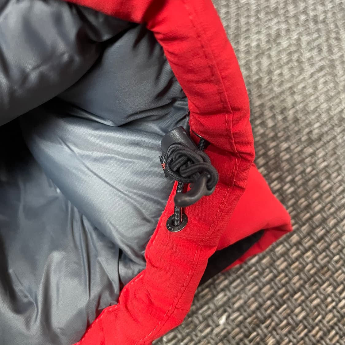 노스페이스 레드 하이벤트 구스다운 패딩 85 상품이미지9