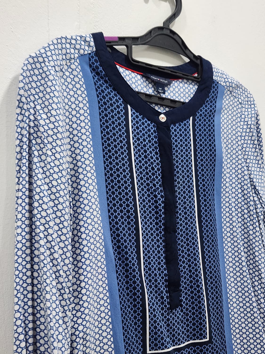 [S] 타미힐피거 찰랑이는 보헤미안 핀턱 7부 블라우스 상품이미지3