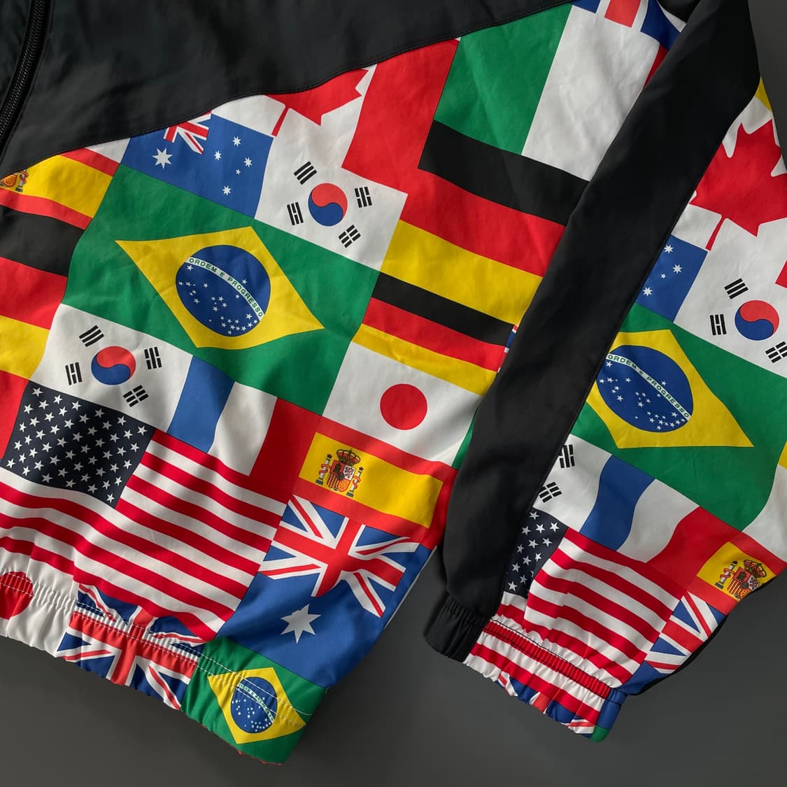[L] 나이키 월드플래그 다국기 나일론 바람막이 자켓 상품이미지5