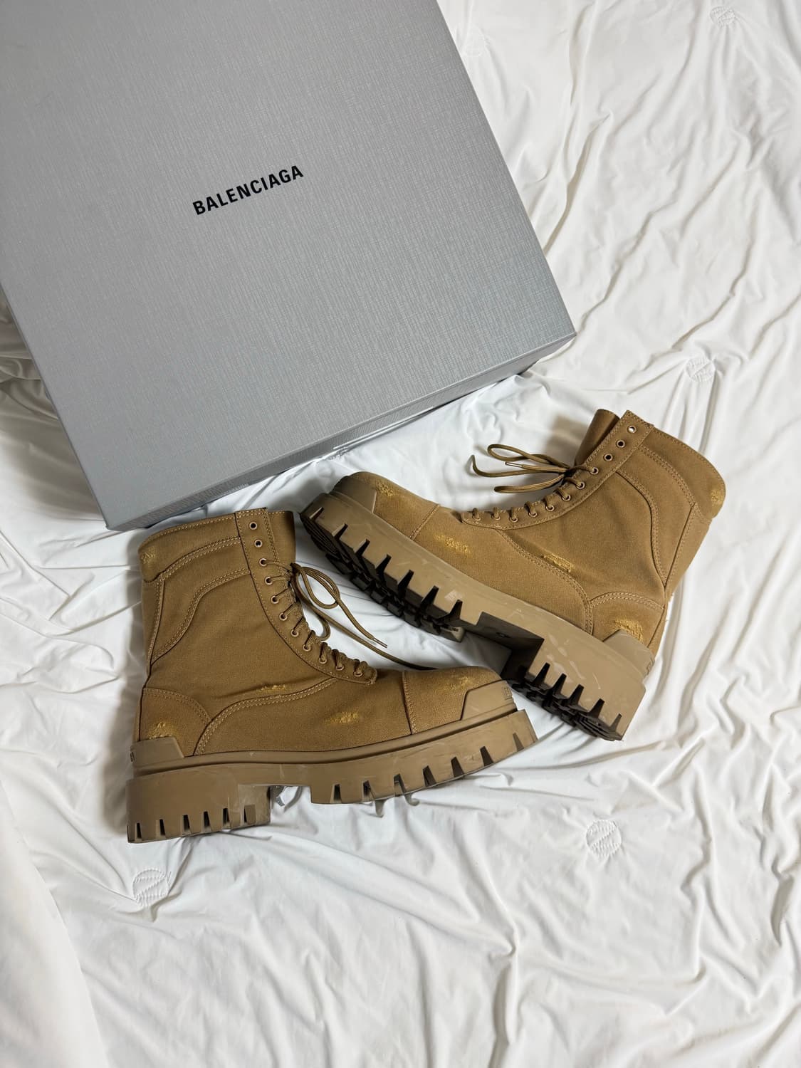 [44Size] Balenciaga 발렌시아가 컴뱃 스트라이크 부츠  상품이미지1