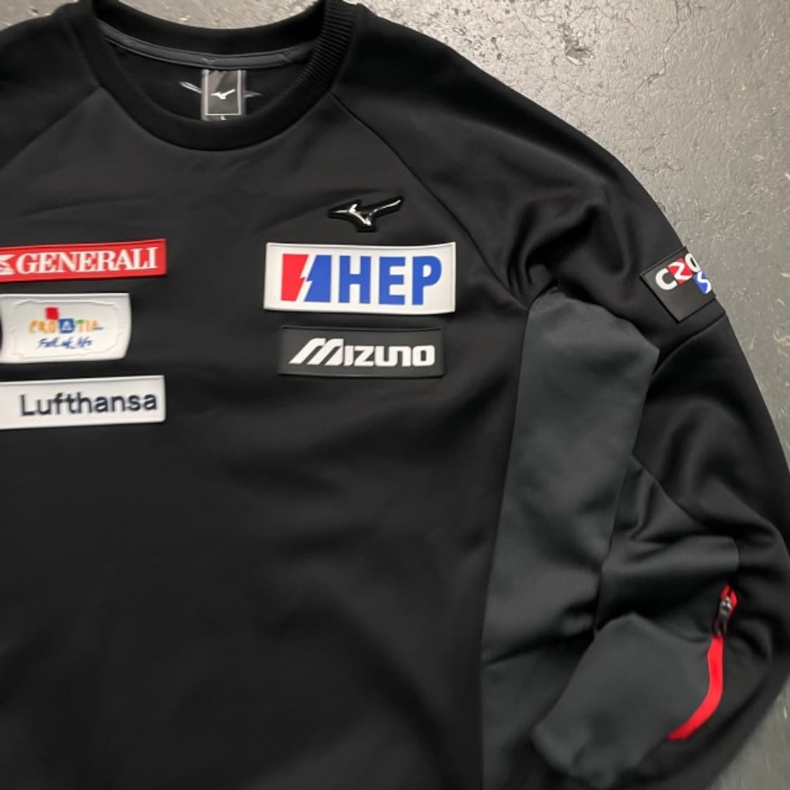 100 미즈노 크로스키 맨투맨  상품이미지2