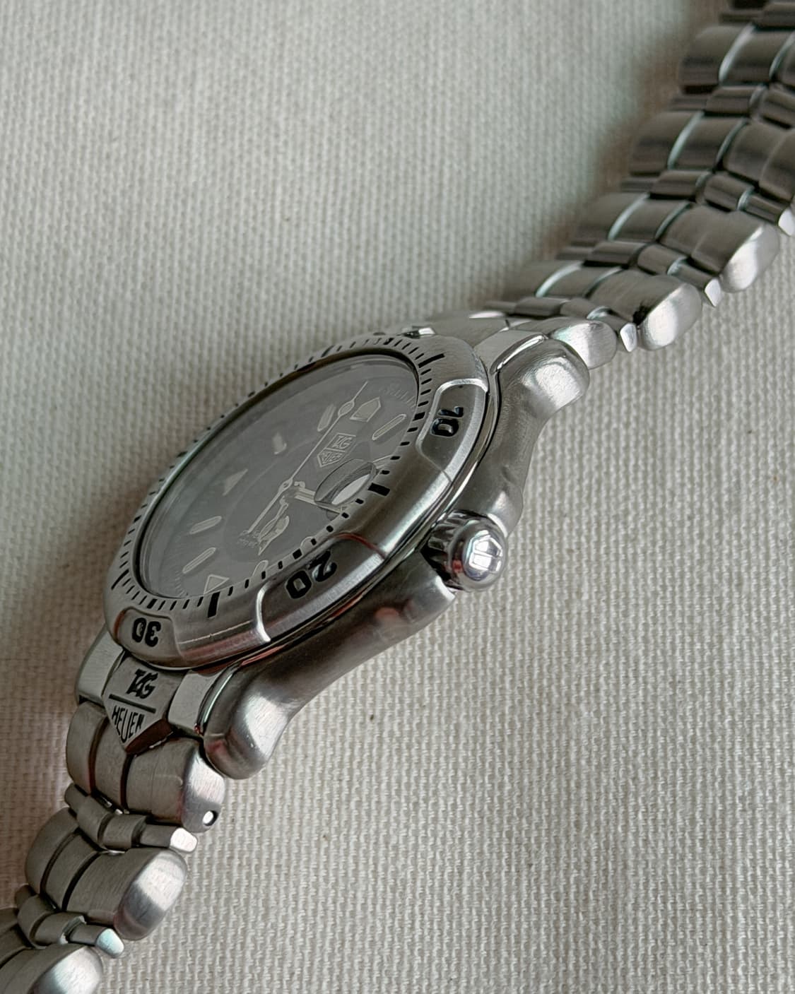 태그호이어6000  그레이 다이얼 36mm 상품이미지10