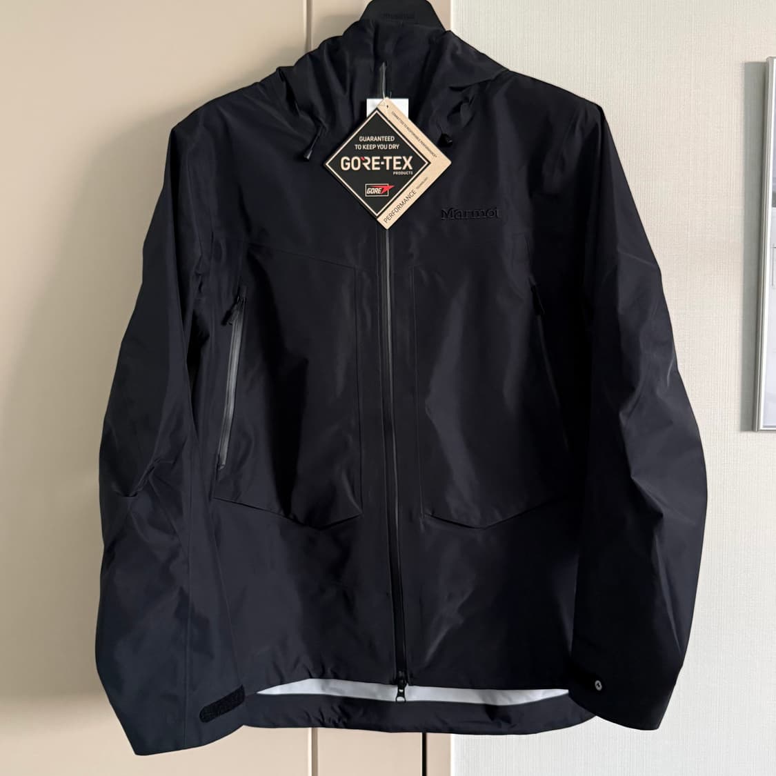 마모트 재팬 GTX 3L 고어텍스 M자켓 블랙 상품이미지1