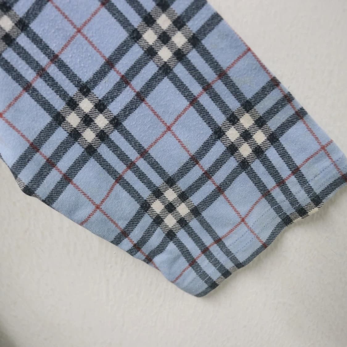 버버리 런던 체크 패턴 긴팔 티셔츠 63246 상품이미지6