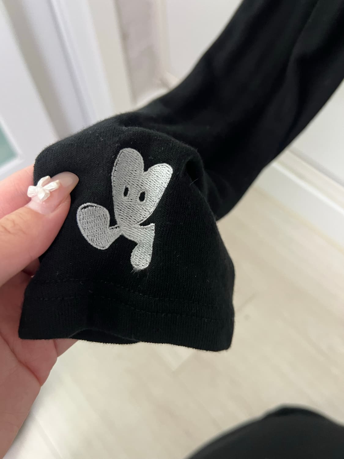 LOVE ME Sleeve Hoodie Zipup BLACK 상품이미지5