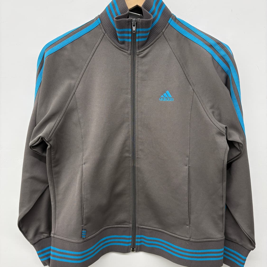 아디다스 삼선 트레이닝 자켓 그레이 여성 XS 상품이미지2