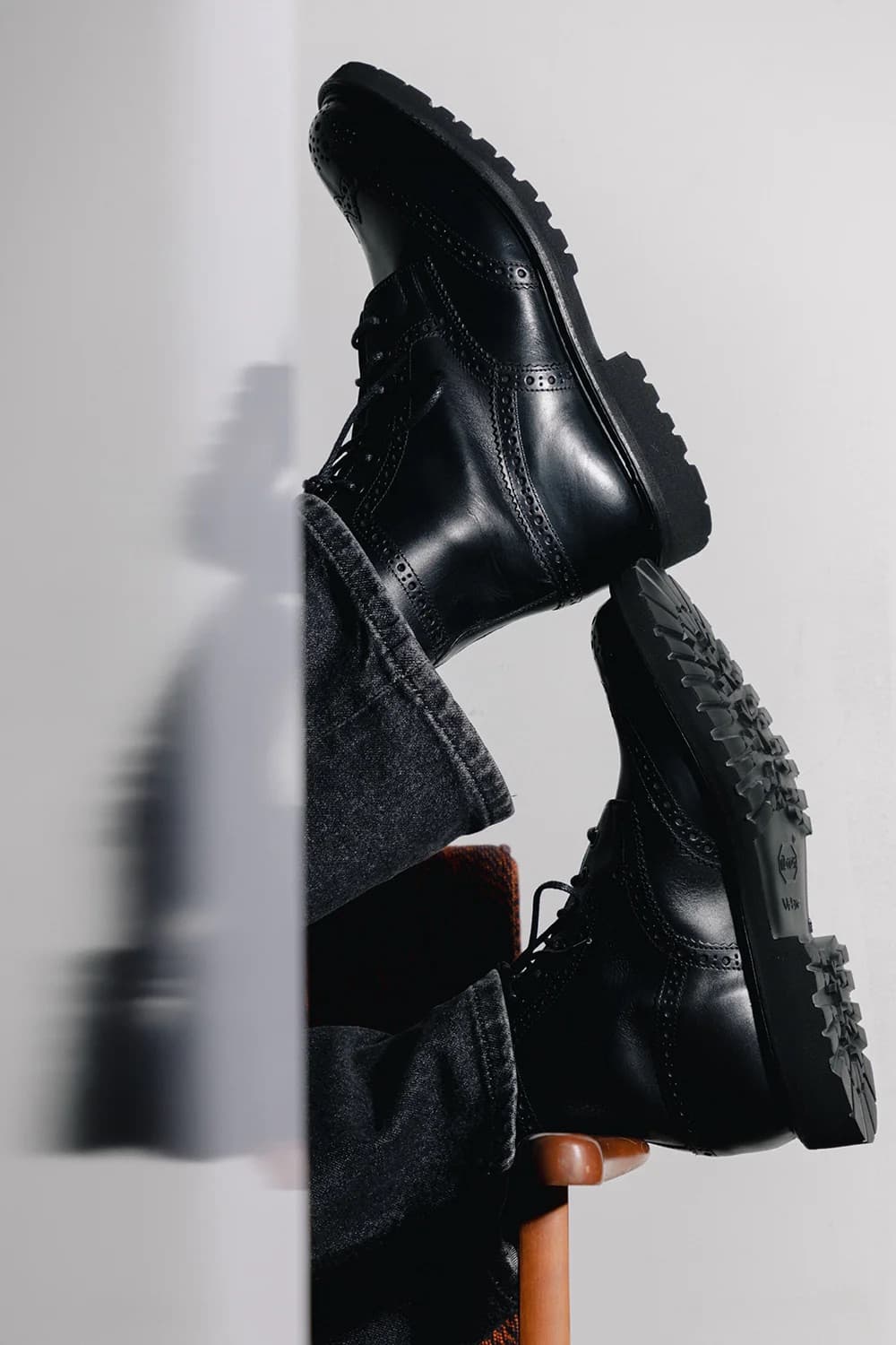 버버리 윙팁 부츠 트리커즈 협업 상품이미지7