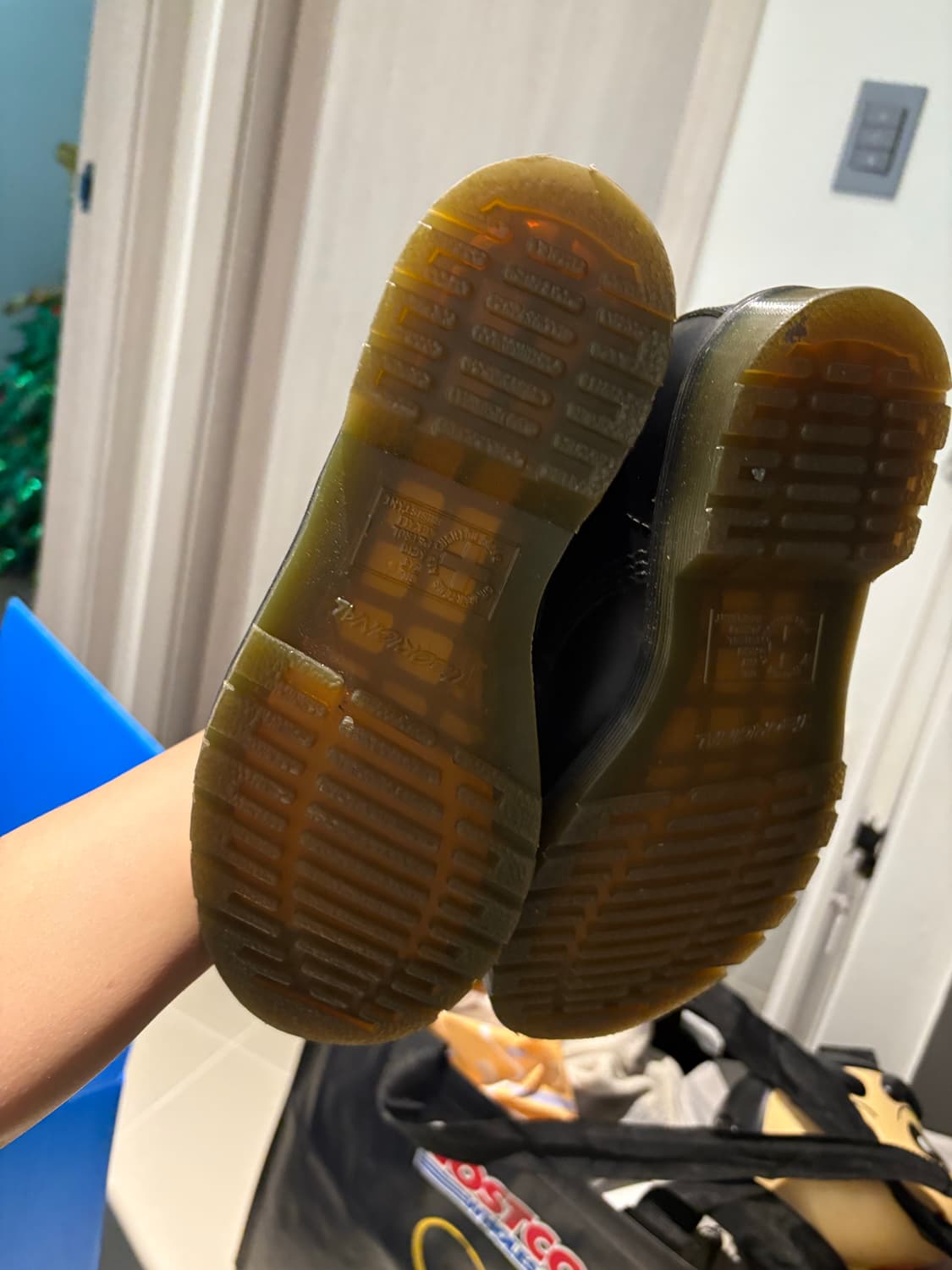 닥터마틴 1460W 우먼스 8홀 블랙 R11821006 상품이미지3