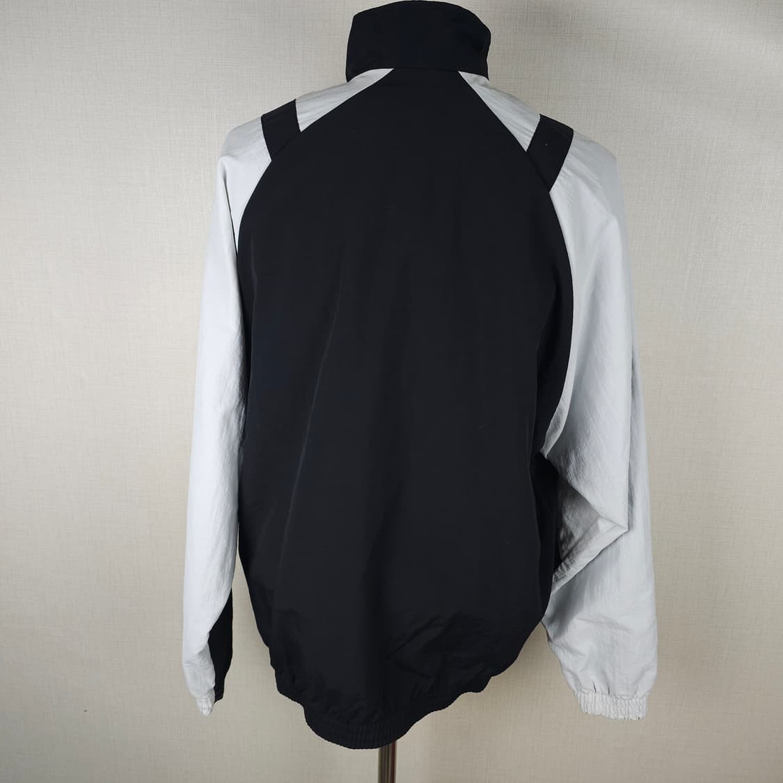 리복 바람막이점퍼 남자100사이즈  상품이미지4