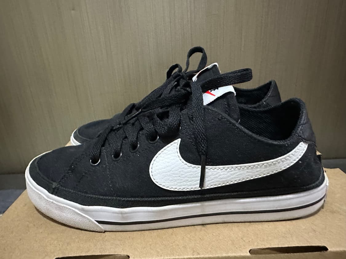 나이키 코트레거시 캔버스 스니커즈 235사이즈 상품이미지2