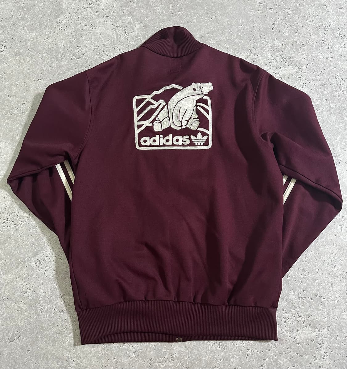 00s Adidas 버건디 베어 그래픽 트랙탑 상품이미지3