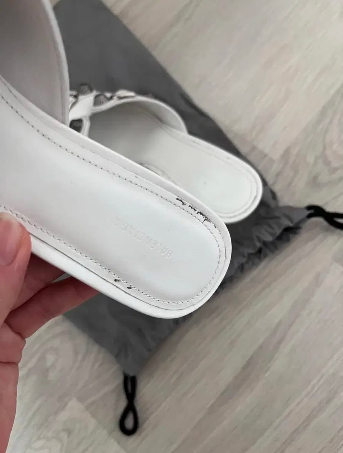 발렌시아가 카골 뮬  상품이미지2