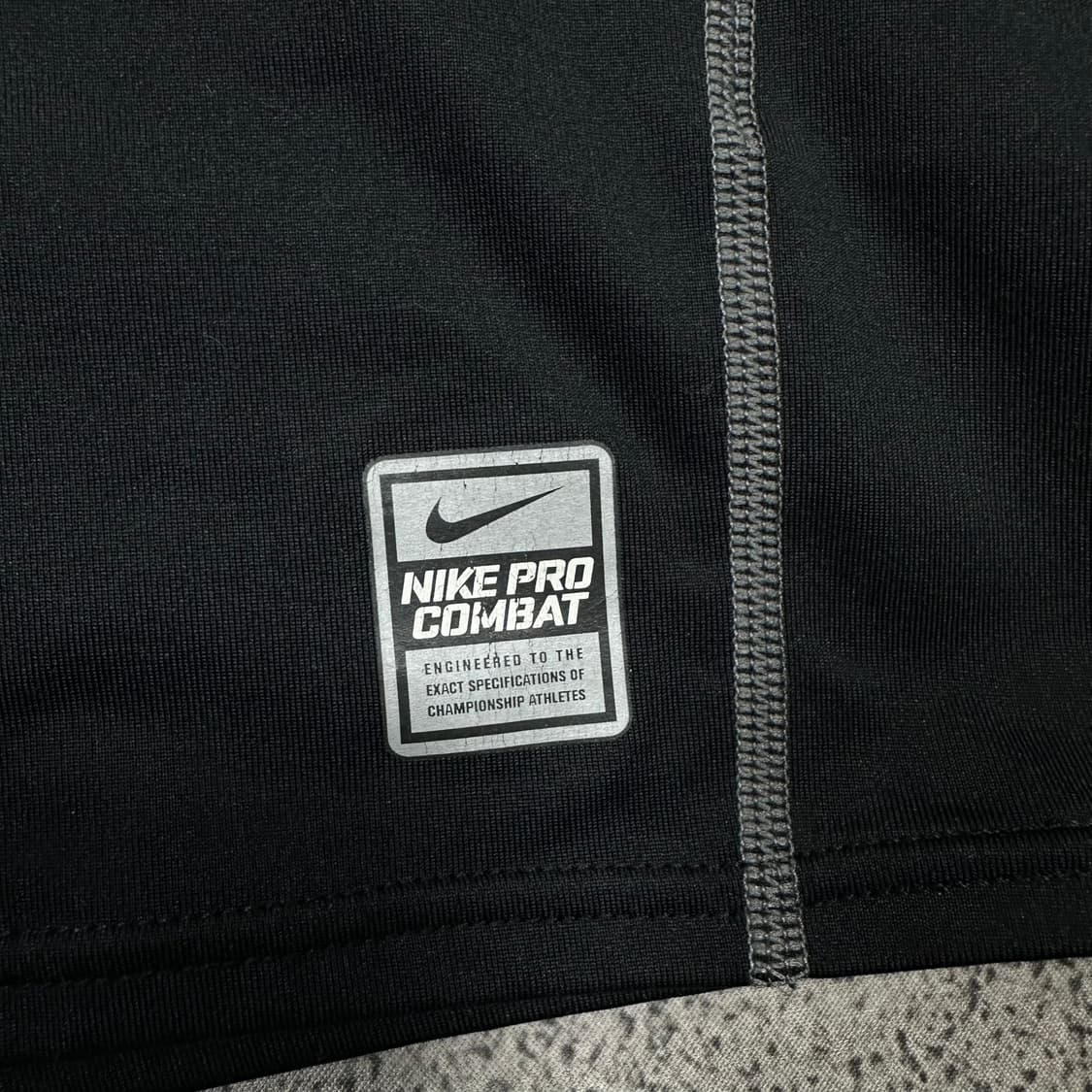 ✨ (만원 빈티지) 나이키 드라이핏 프로컴뱃 블랙 롱슬리브 상품이미지3