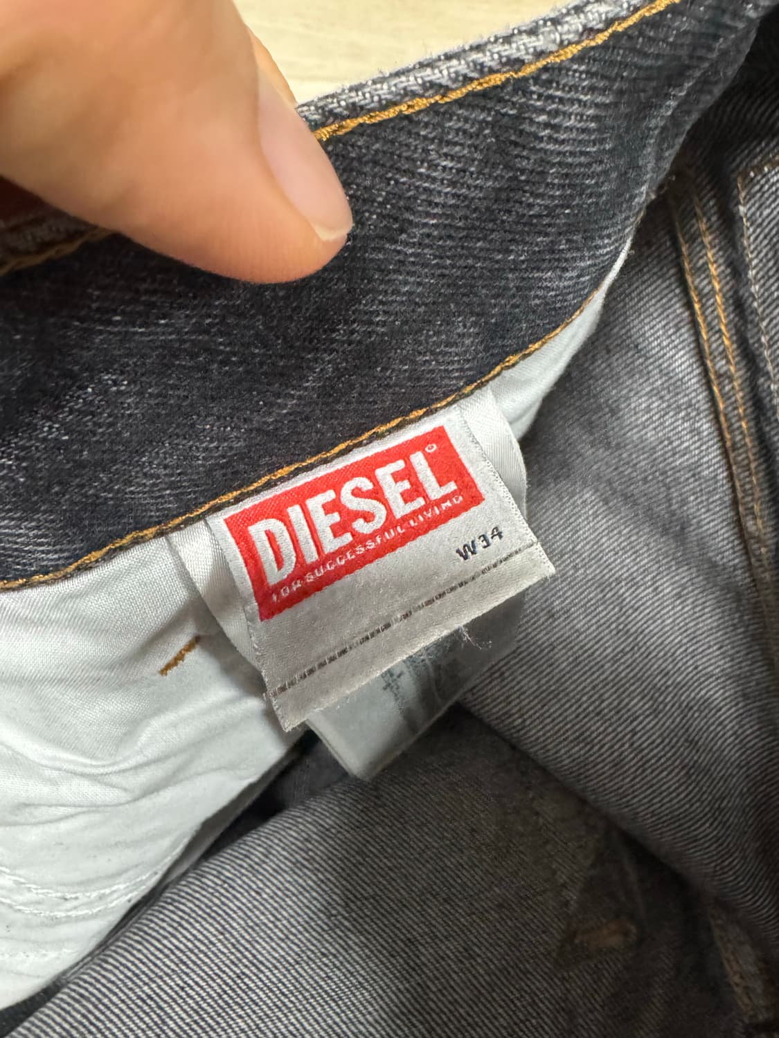 [34] 디젤 남성 D 라이스 데님 팬츠 상품이미지3
