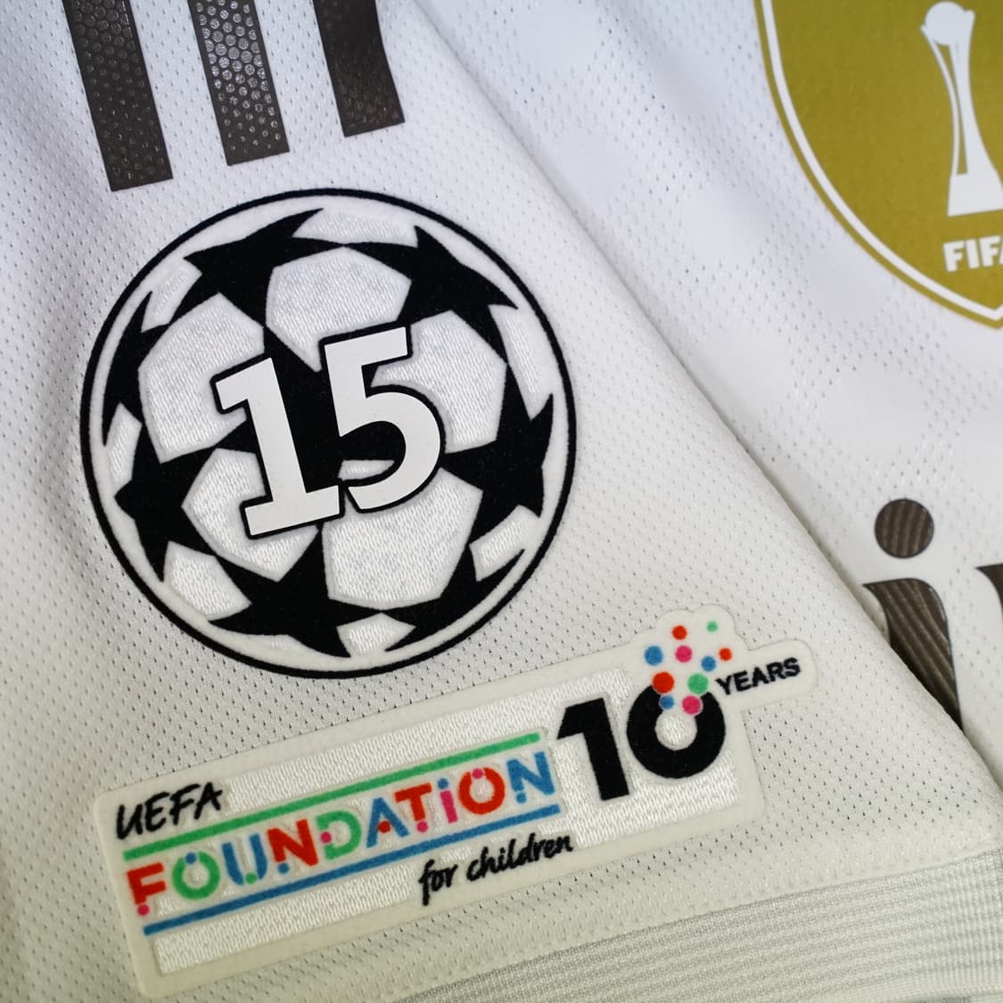 [국내 L][어센틱]25-26 레알마드리드 발베르데 유니폼 상품이미지6