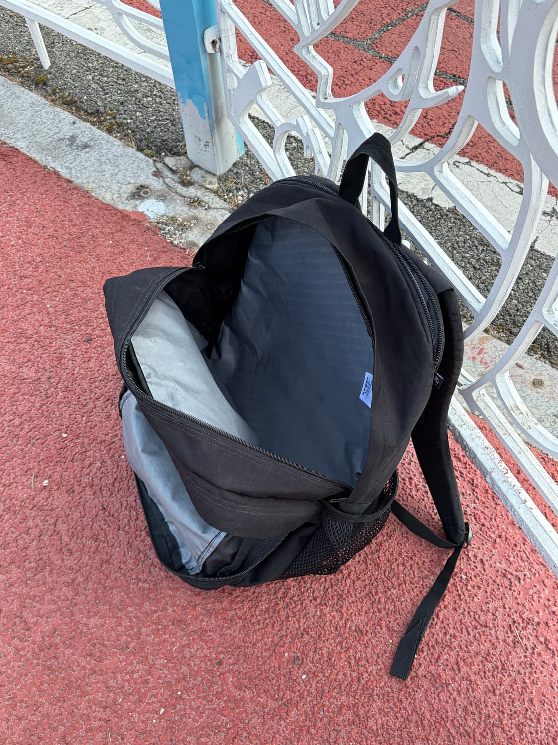 JanSports 잔스포츠 USA 빅캠퍼스 백팩 블랙 상품이미지3