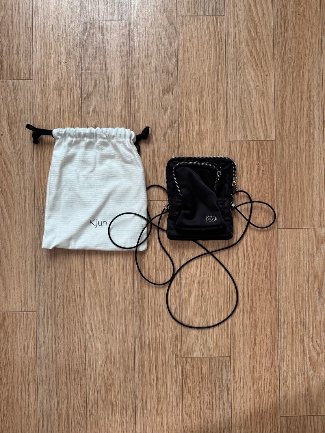기준 satin mini bag 상품이미지1