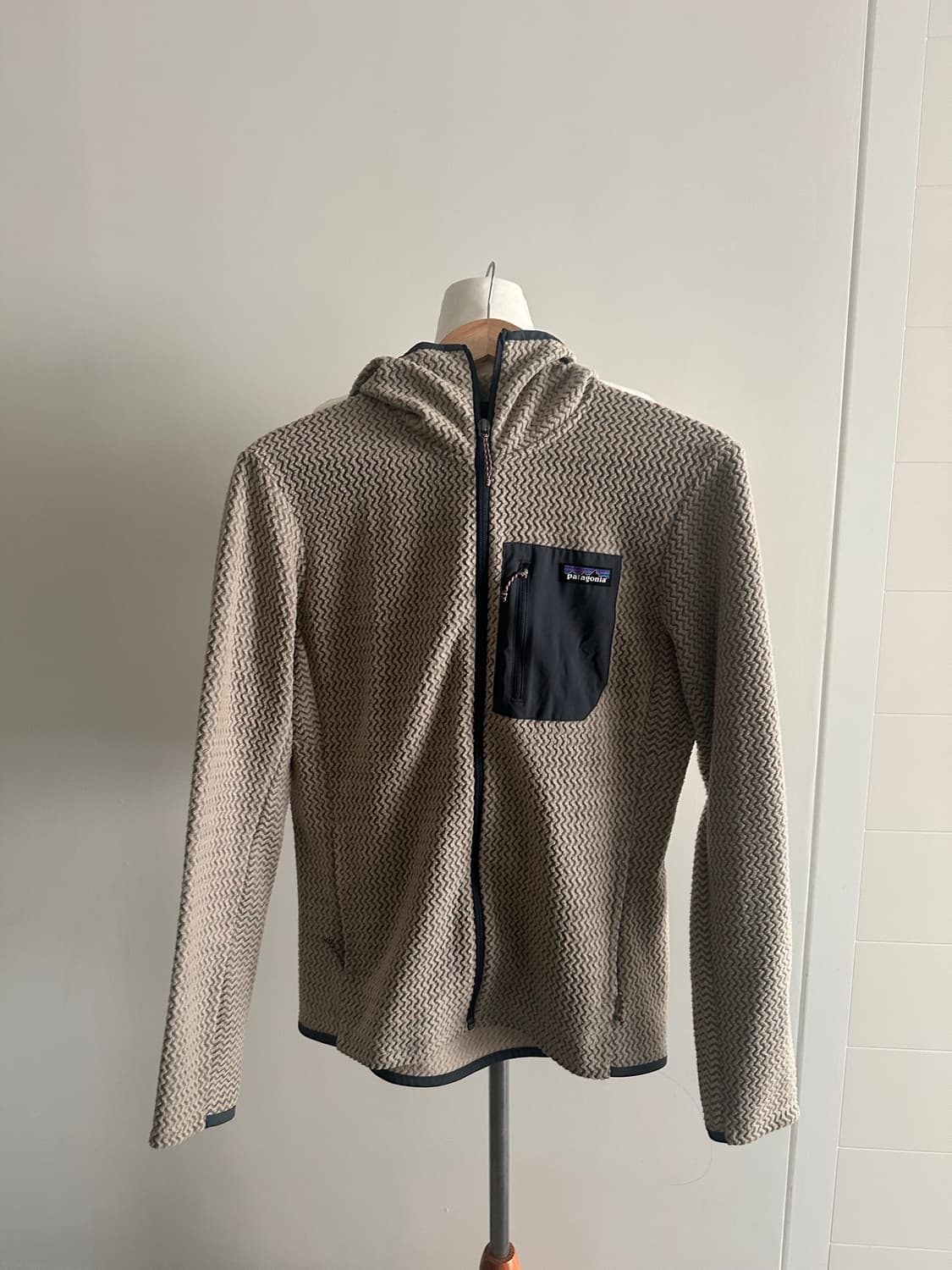 파타고니아 R1 에어 후디 남성용 스몰 상품이미지1