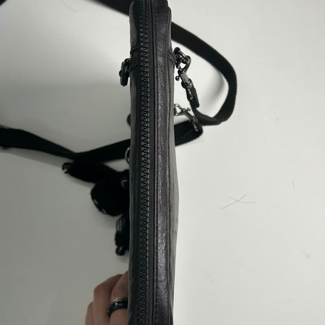 KIPLING 아이패드 케이스백 블랙 상품이미지4