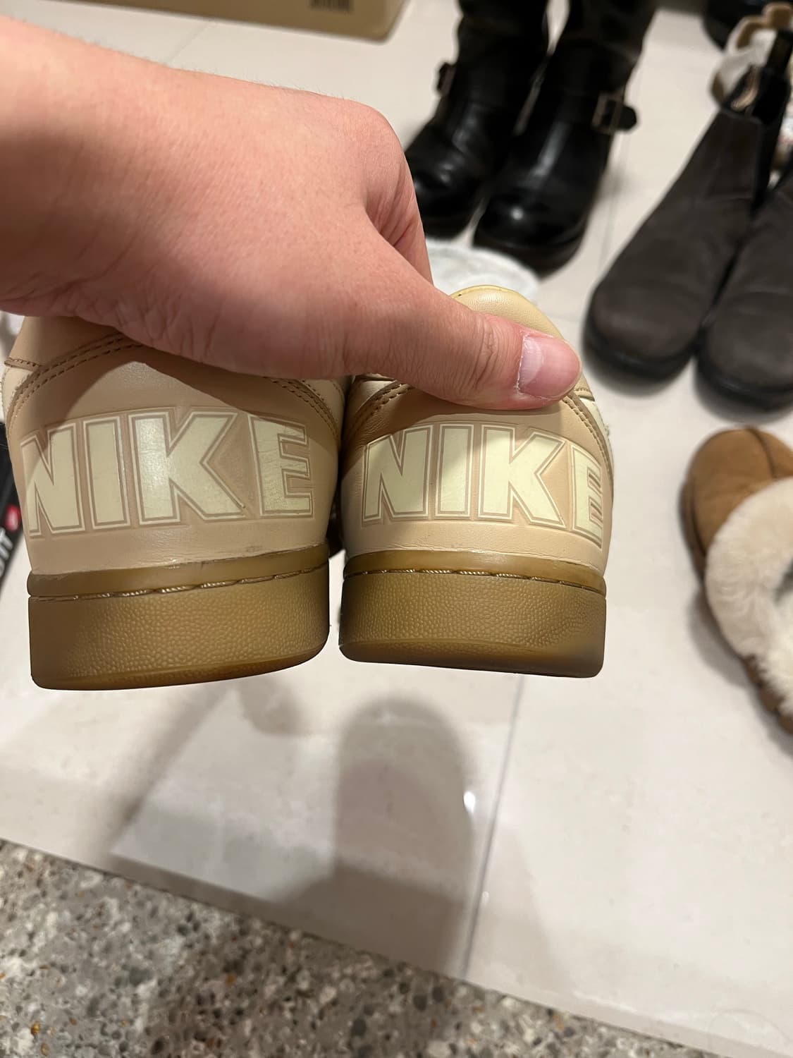 나이키 터미네이터 로우 프리미엄 세서미 9.5d 상품이미지3