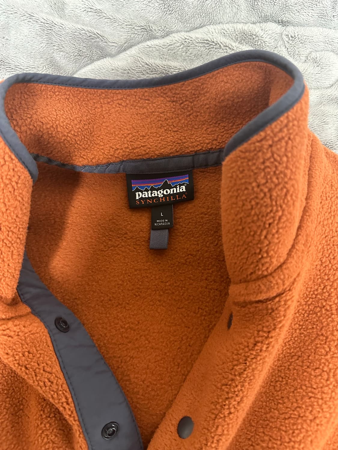 파타고니아 신칠라 L 헤비웨이트 버니쉬드 레드 상품이미지3