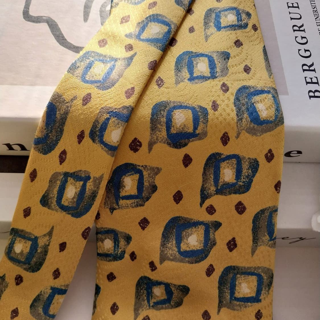엔리코 코베리 실크 옐로우 패턴 넥타이 10cm A+등급 K1327
 상품이미지4