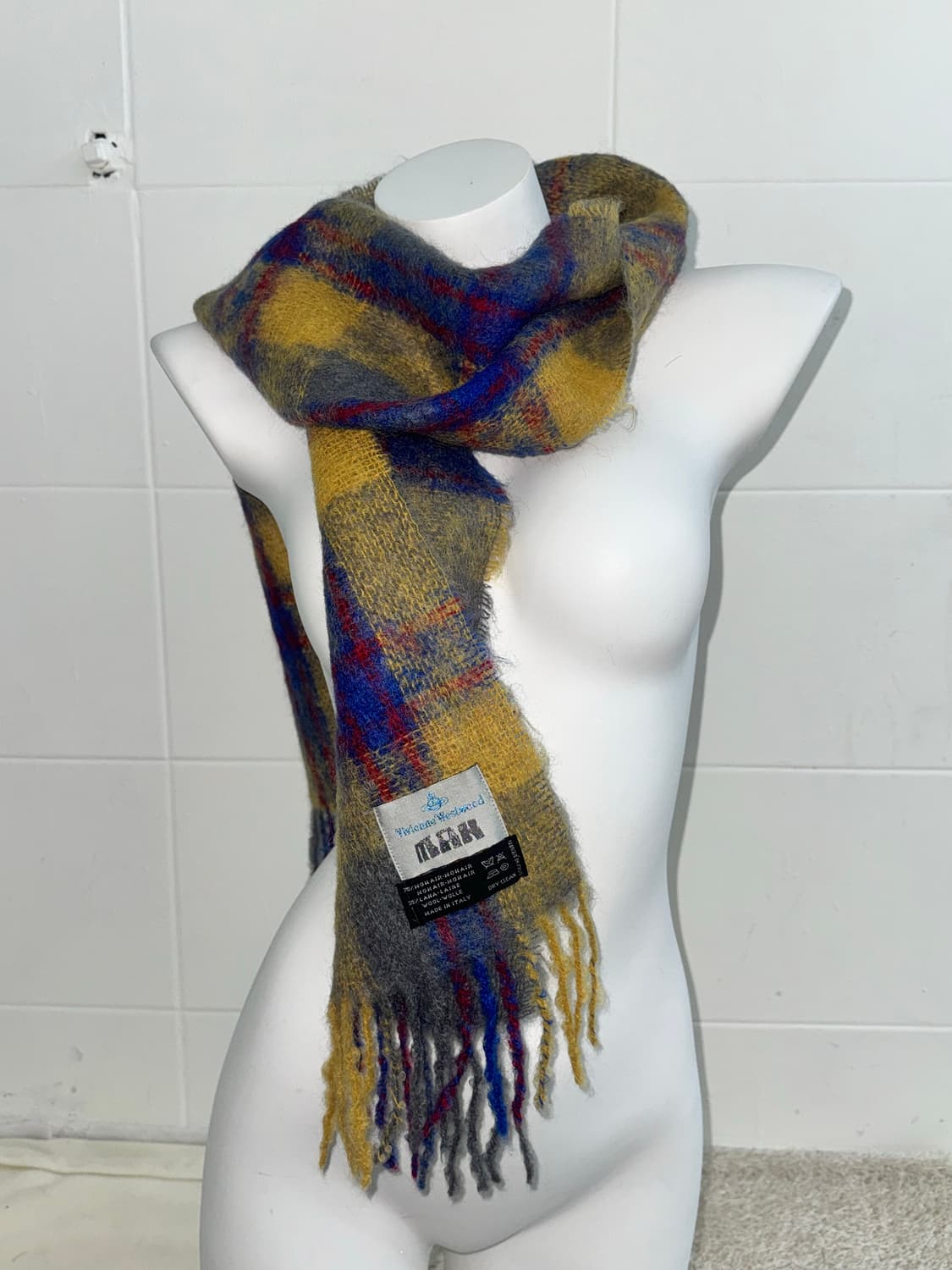 비비안웨스트우드 체크패턴 유카리깔 머플러 상품이미지1