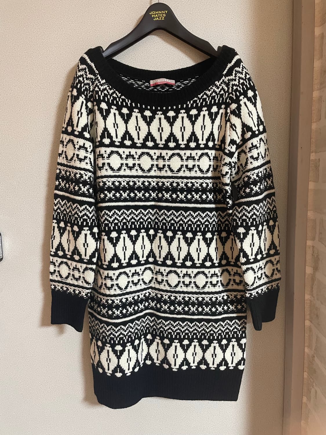 스테피넬 보트넥 니트 상품이미지1