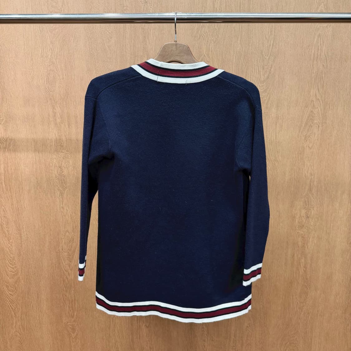 산드로 오픈 니트 가디건 스트라이프 브이넥 라인 디테일 루즈핏 네이비 상품이미지3