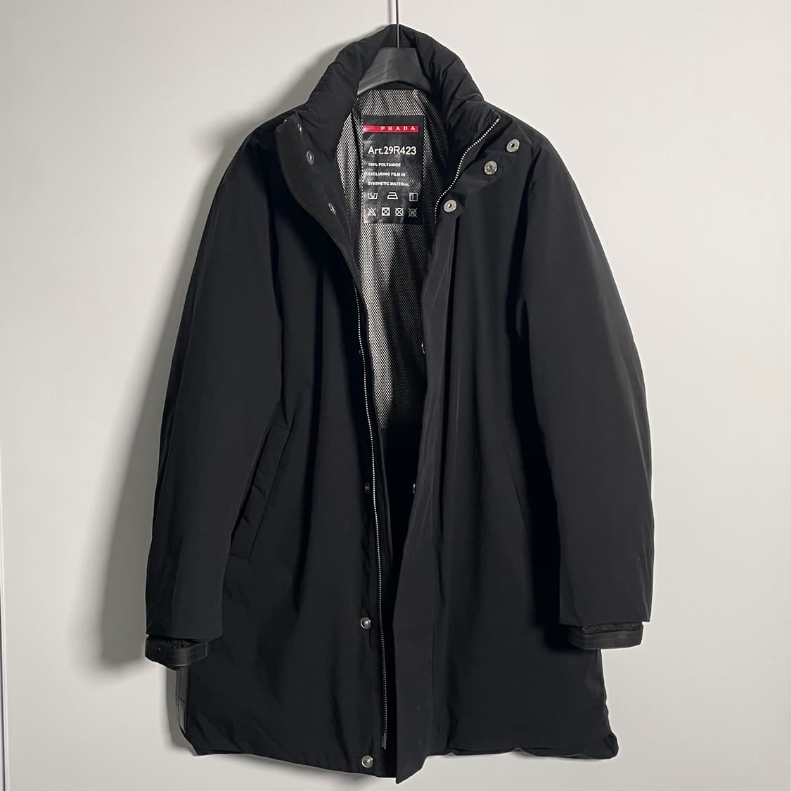 프라다 리나일론 하프 다운패딩 (on.594)   상품이미지1