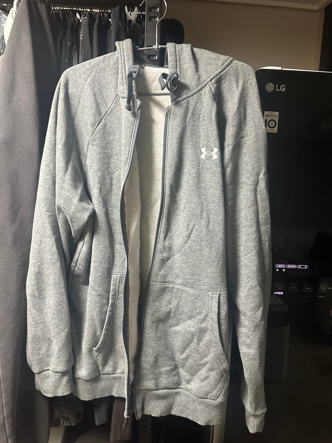 언더아머 후드집업 상품이미지1