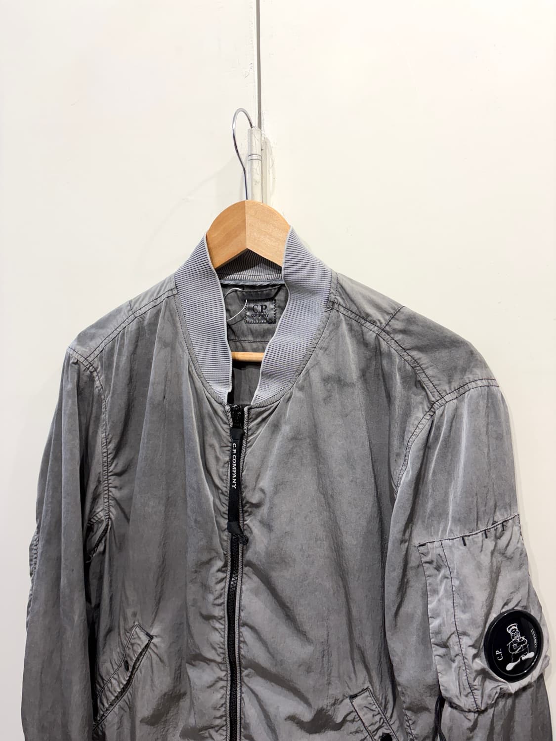 19SS C.P. 컴퍼니 렌즈 와펜 나일론 봄버 자켓 상품이미지3
