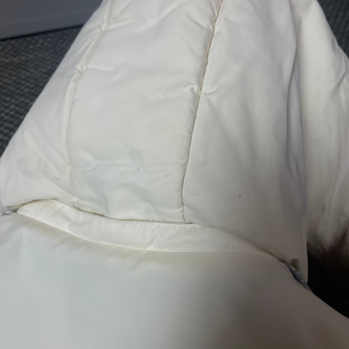 HEAD 화이트 블랙 퍼 패딩 상품이미지9