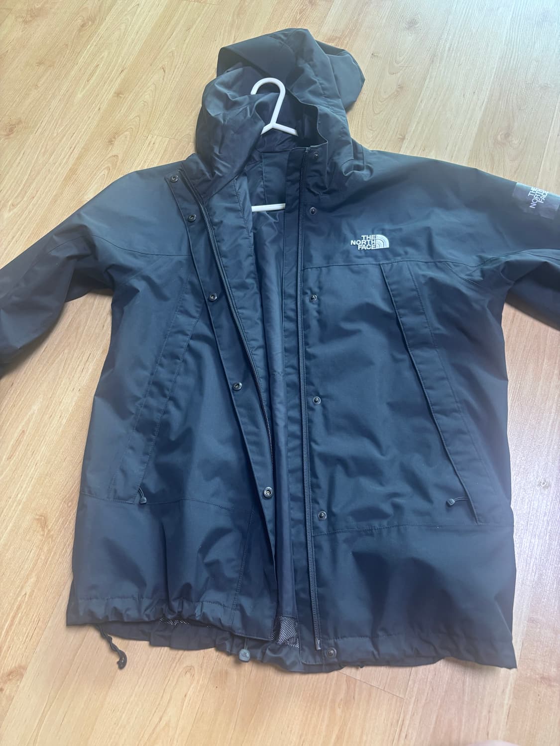 노스페이스 바람막이 팔아요~ 상품이미지1